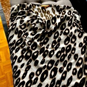 Ellen Tracy sleevless blouse